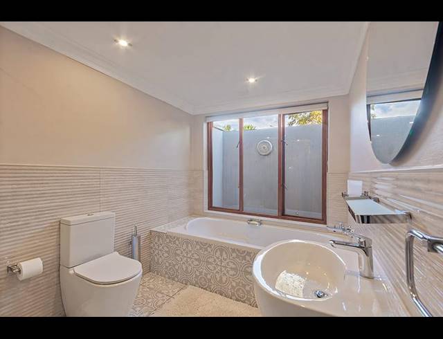 BUSINESS PROPERTY TO RENT IN RIVONIA